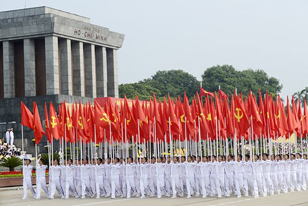 Diễu hành biểu dương lực lượng tại Lễ kỷ niệm 70 năm Quốc khánh nước Cộng hòa XHCN Việt Nam (2/9/2015).
